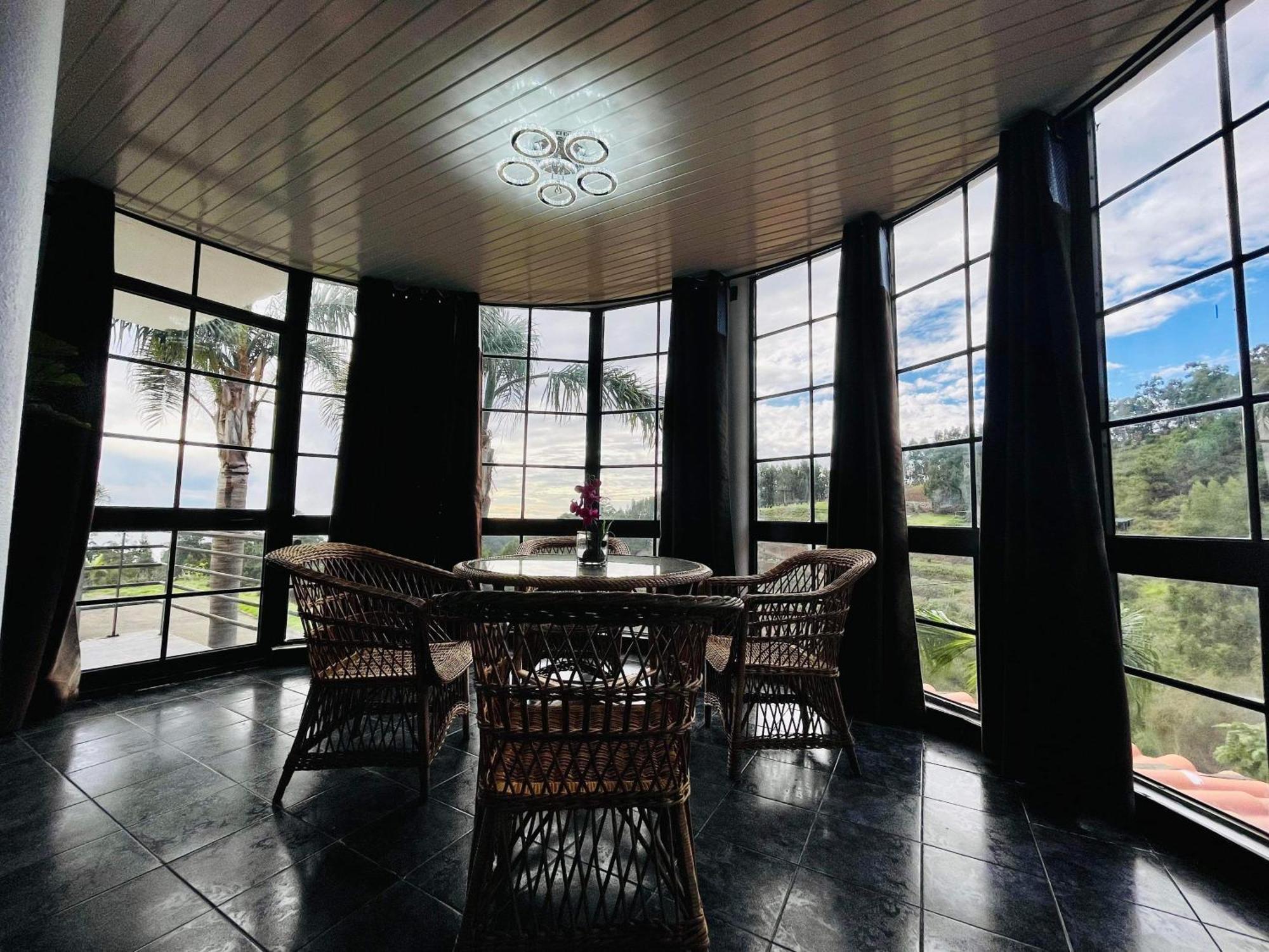 Hollywood Villa Campanario Экстерьер фото